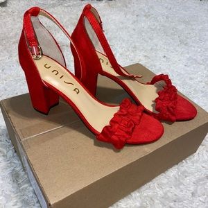 Unisa Heels